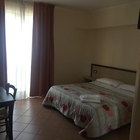 Via Sant'Elena 42 Apartman Catanzaro Kültér fotó