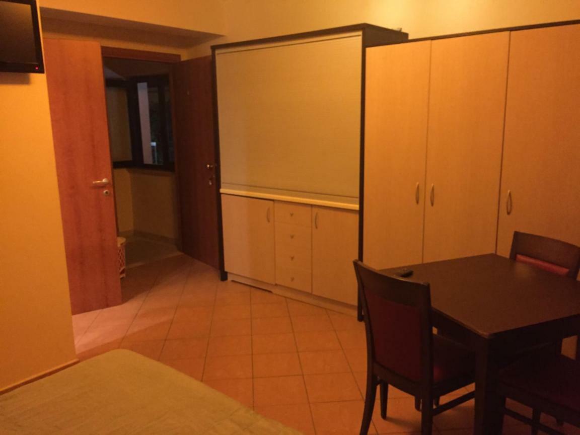 Via Sant'Elena 42 Apartman Catanzaro Kültér fotó